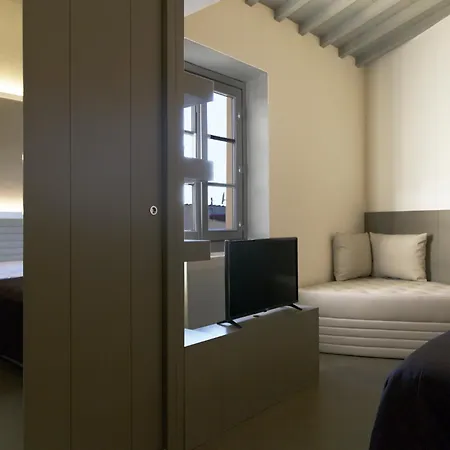 Palazzo Dei Ciompi Lejlighedshotel