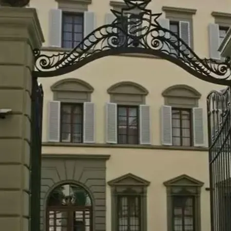 Palazzo Dei Ciompi 3* Firenze