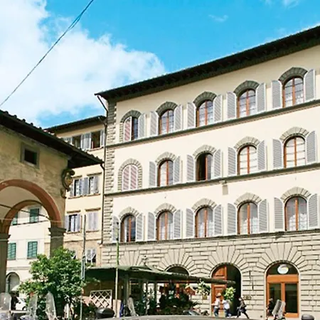 Palazzo Dei Ciompi 4* 피렌체