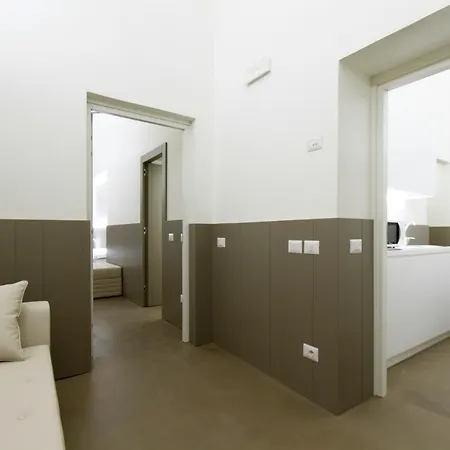 Palazzo Dei Ciompi 3*