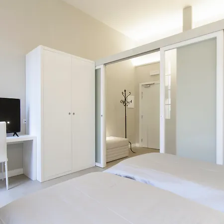 Palazzo Dei Ciompi 아파트호텔 4*