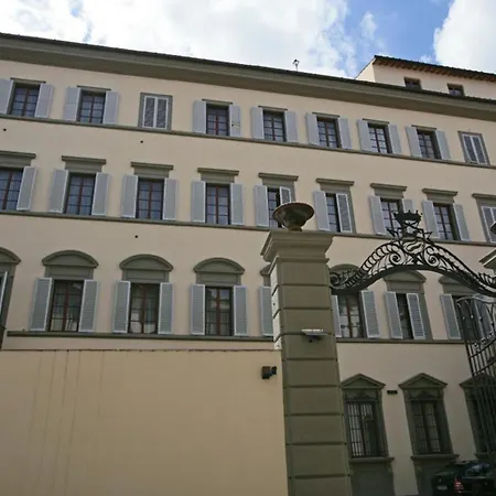 Palazzo Dei Ciompi 아파트호텔